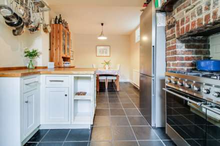 Nevill Crecent, Lewes, Image 8