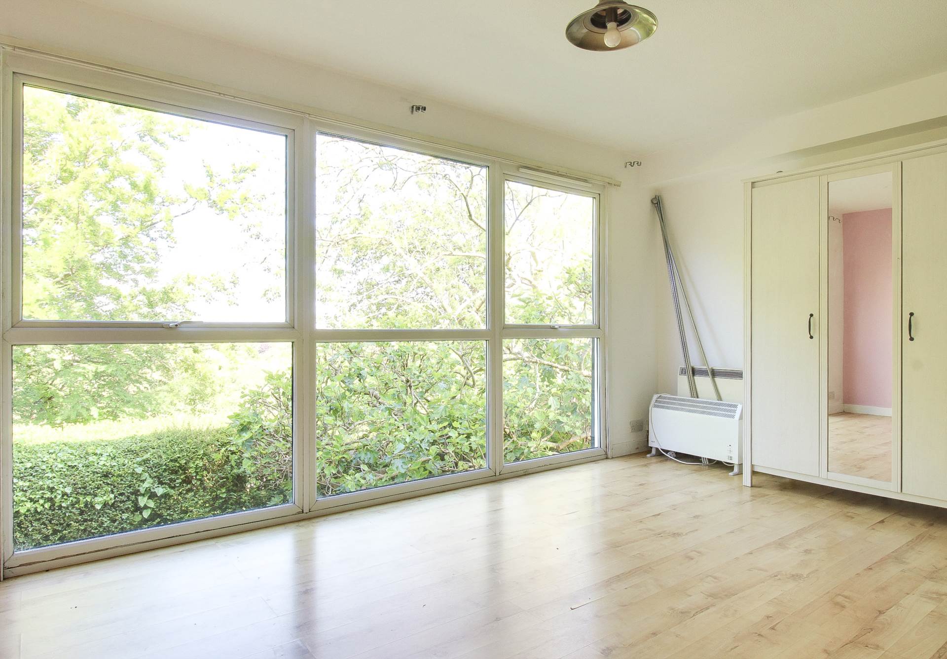 Eleanor Close, King Henrys Road, Lewes, Image 3