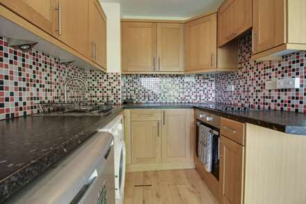 Eleanor Close, King Henrys Road, Lewes, Image 4