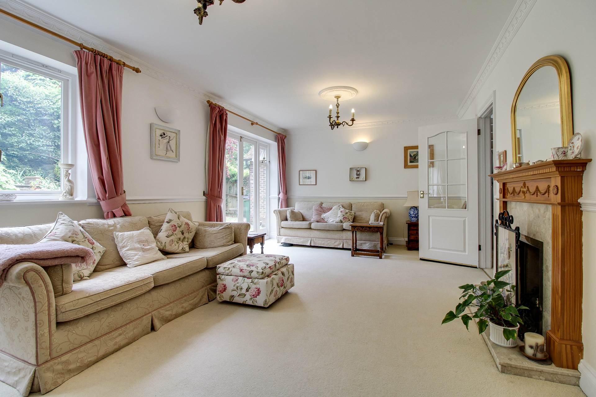 Lodge Close, Lewes, Image 2