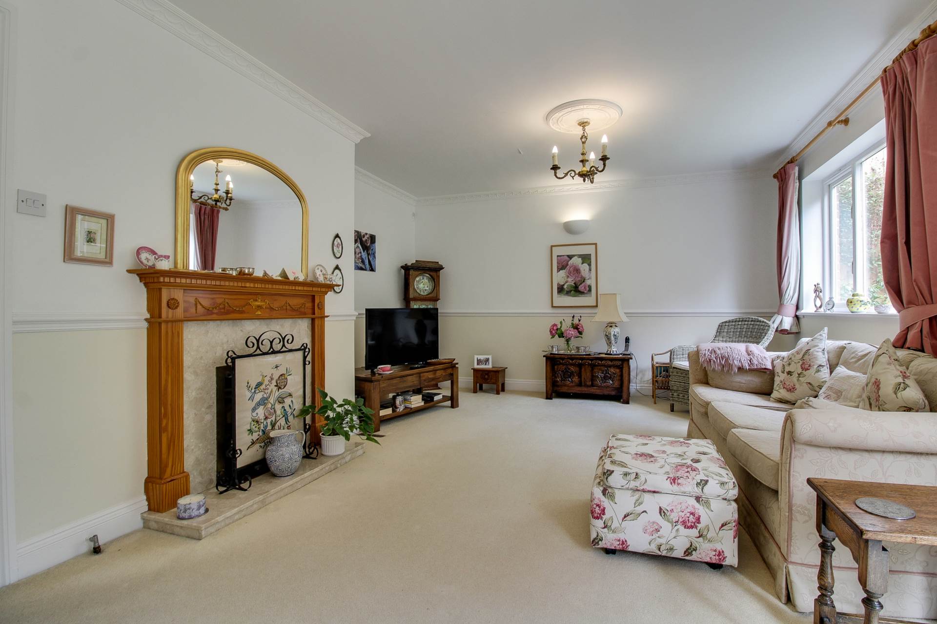 Lodge Close, Lewes, Image 3