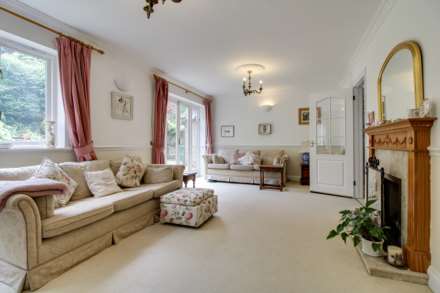 Lodge Close, Lewes, Image 2