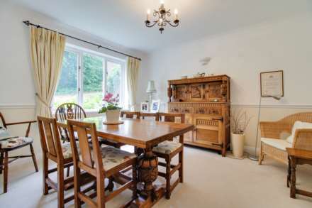 Lodge Close, Lewes, Image 4