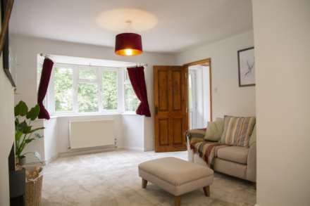 Winterbourne Close, Lewes, Image 2