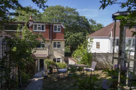 Winterbourne Close, Lewes, Image 24