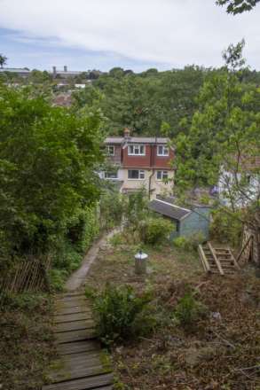 Winterbourne Close, Lewes, Image 25
