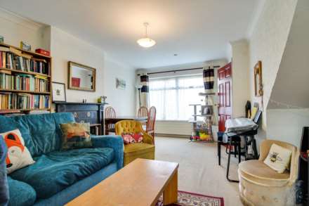 Buckhurst Close, Lewes, Image 2