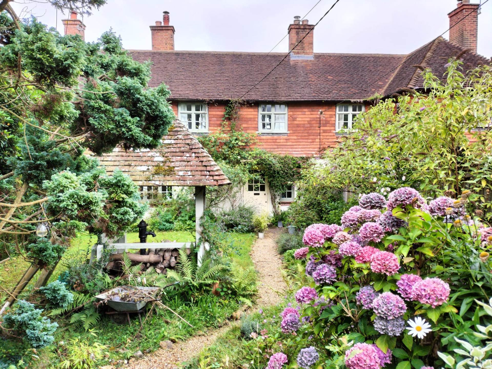 2 Orchard Cottages, Danehill, Image 1