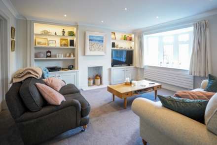 Queen Annes Close, Lewes, Image 2