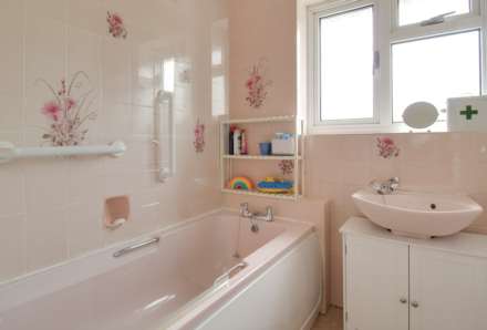 30 Fitzjohns Road, Lewes, Image 14