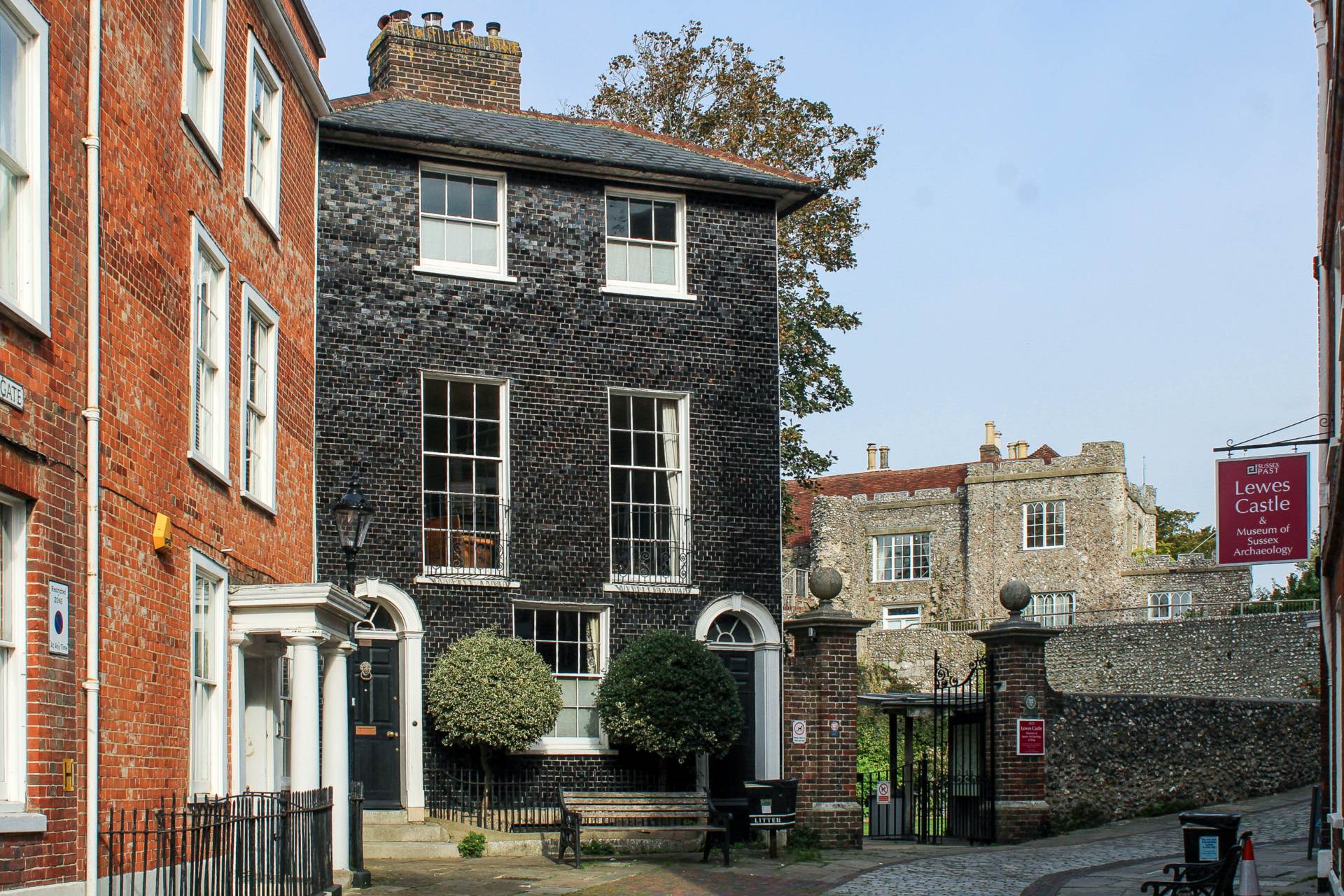 Castle Gate, Lewes, Image 36