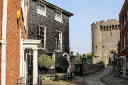 Castle Gate, Lewes, Image 2