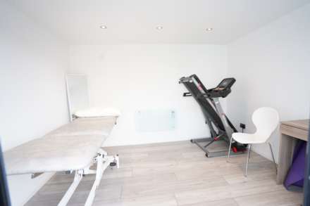 Leicester Road, East Sussex, Image 14