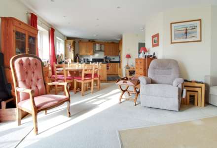 St Annes Crescent, Lewes, Image 7