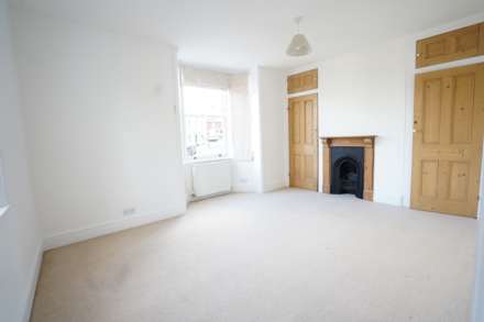 Paddock Terrace, Lewes, Image 8