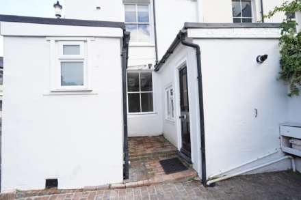 Paddock Terrace, Lewes, Image 7