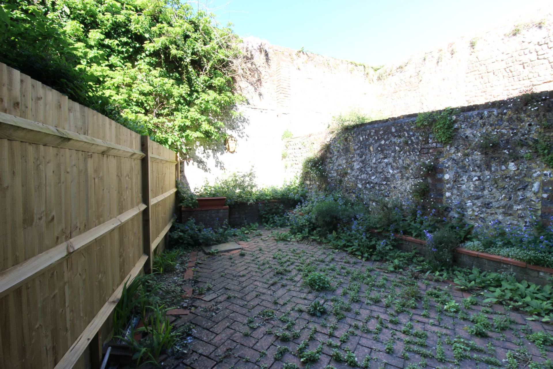 Southover High Street, Lewes, Image 15