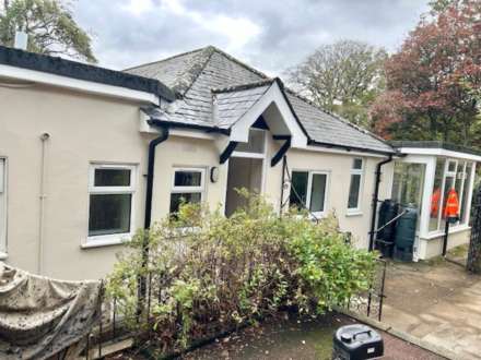 3 Bedroom Detached Bungalow, Raystede, The Broyle, Lewes