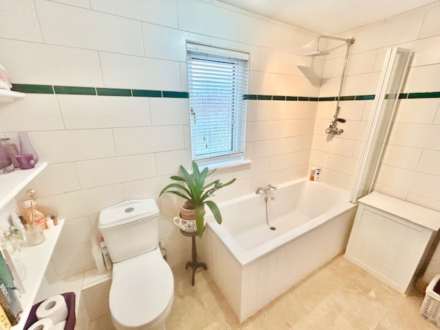 Station Road, Uckfield, Image 10