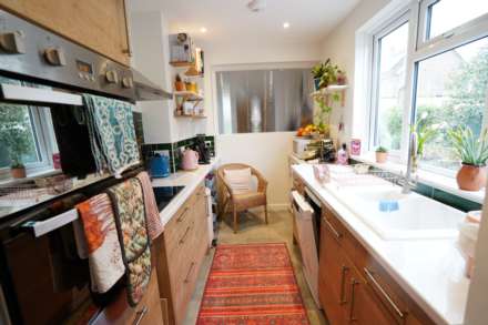 Wells Close, Plumpton Green, Image 4