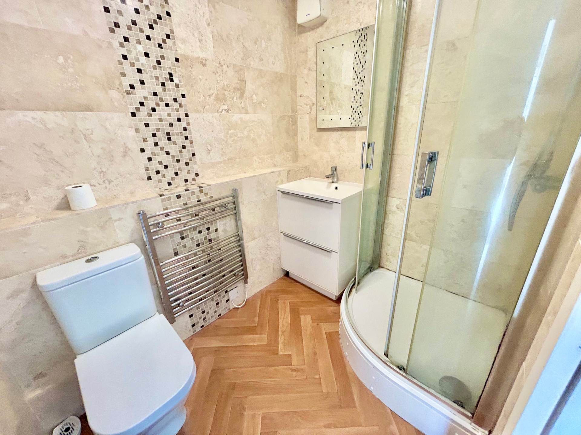 Eleanor Close, Lewes, Image 6