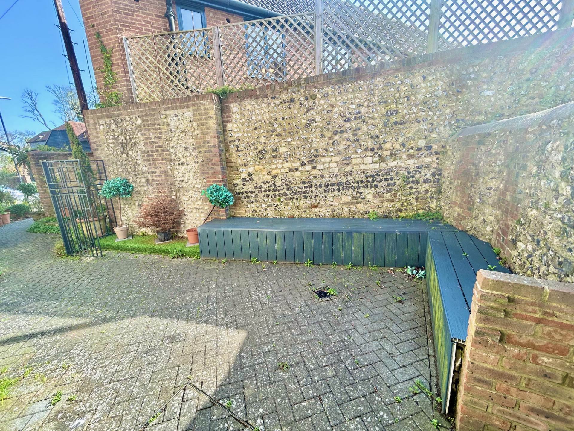 Castle View, Westgate Street, Lewes, Image 16