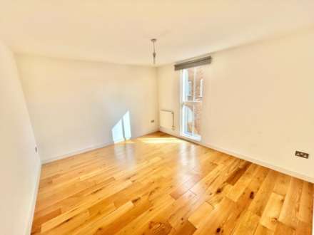 Castle View, Westgate Street, Lewes, Image 12