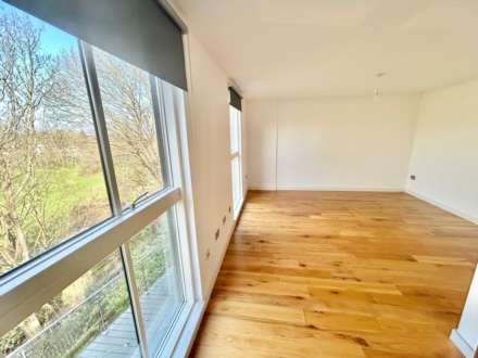 Castle View, Westgate Street, Lewes, Image 9