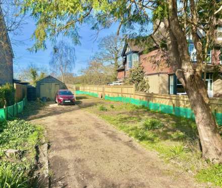 Station Road, Plumpton Green