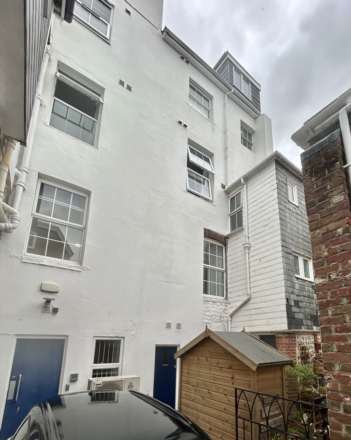 High Street, Lewes, Image 7