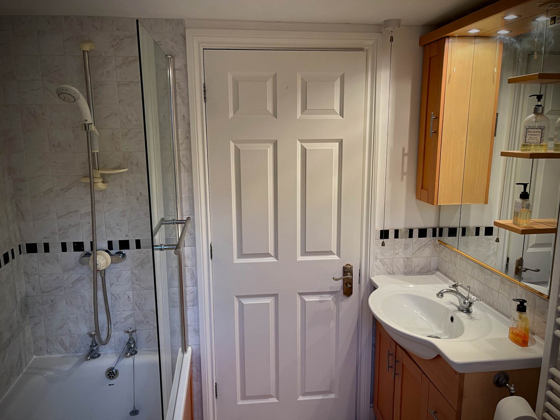 St Annes Crescent, Lewes, Image 14