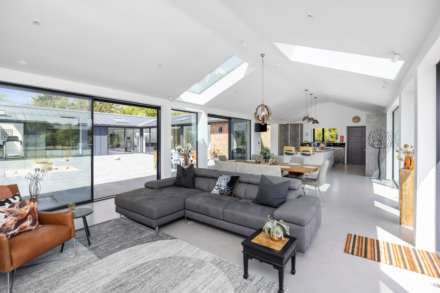 Novington Lane, East Chiltington, Image 3
