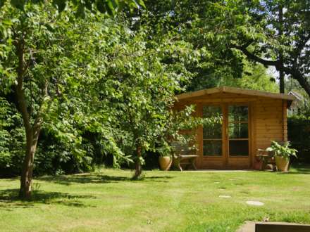 Muddles Green, Chiddingly, Image 18