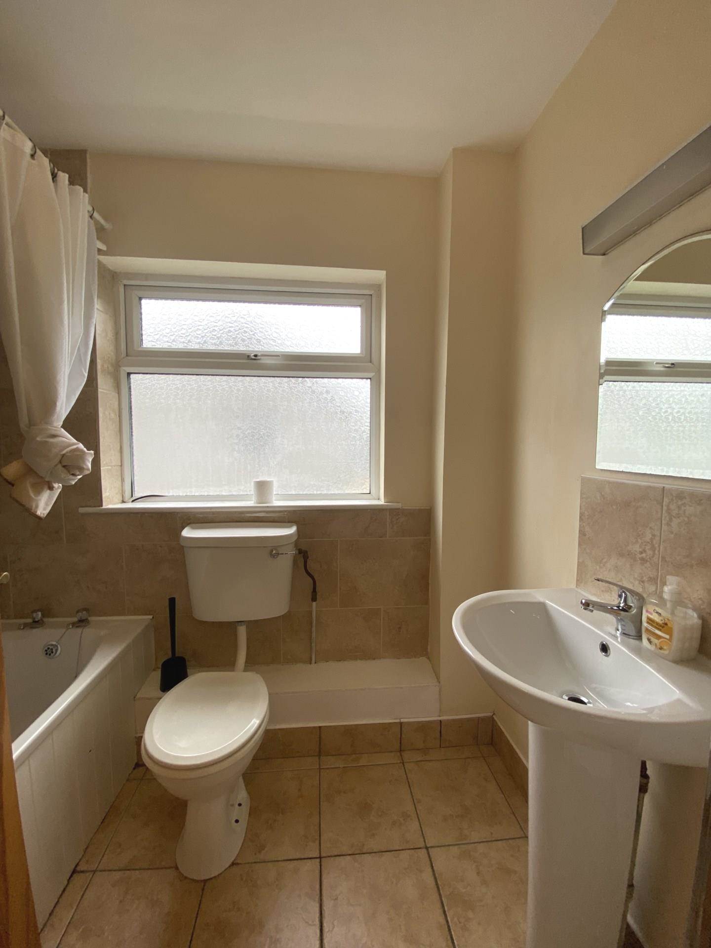 13 Beaufield Lawns, Maynooth. Co, Kildare 13 Beaufield Lawns, Maynooth. Co, Kildare