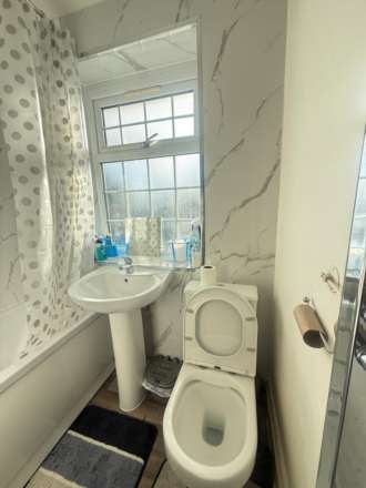 Balmoral Drive, Hayes, Image 5