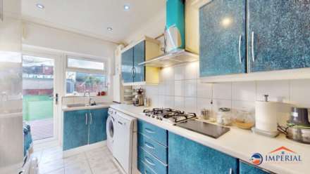 Crosslands Avn, Southall, Image 12