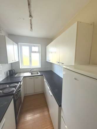 Heston Avenue, Hounslow, Image 12