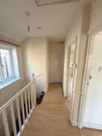 Heston Avenue, Hounslow, Image 8