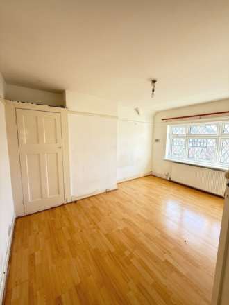 Heston Avenue, Hounslow, Image 12