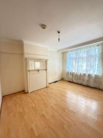 Heston Avenue, Hounslow, Image 2