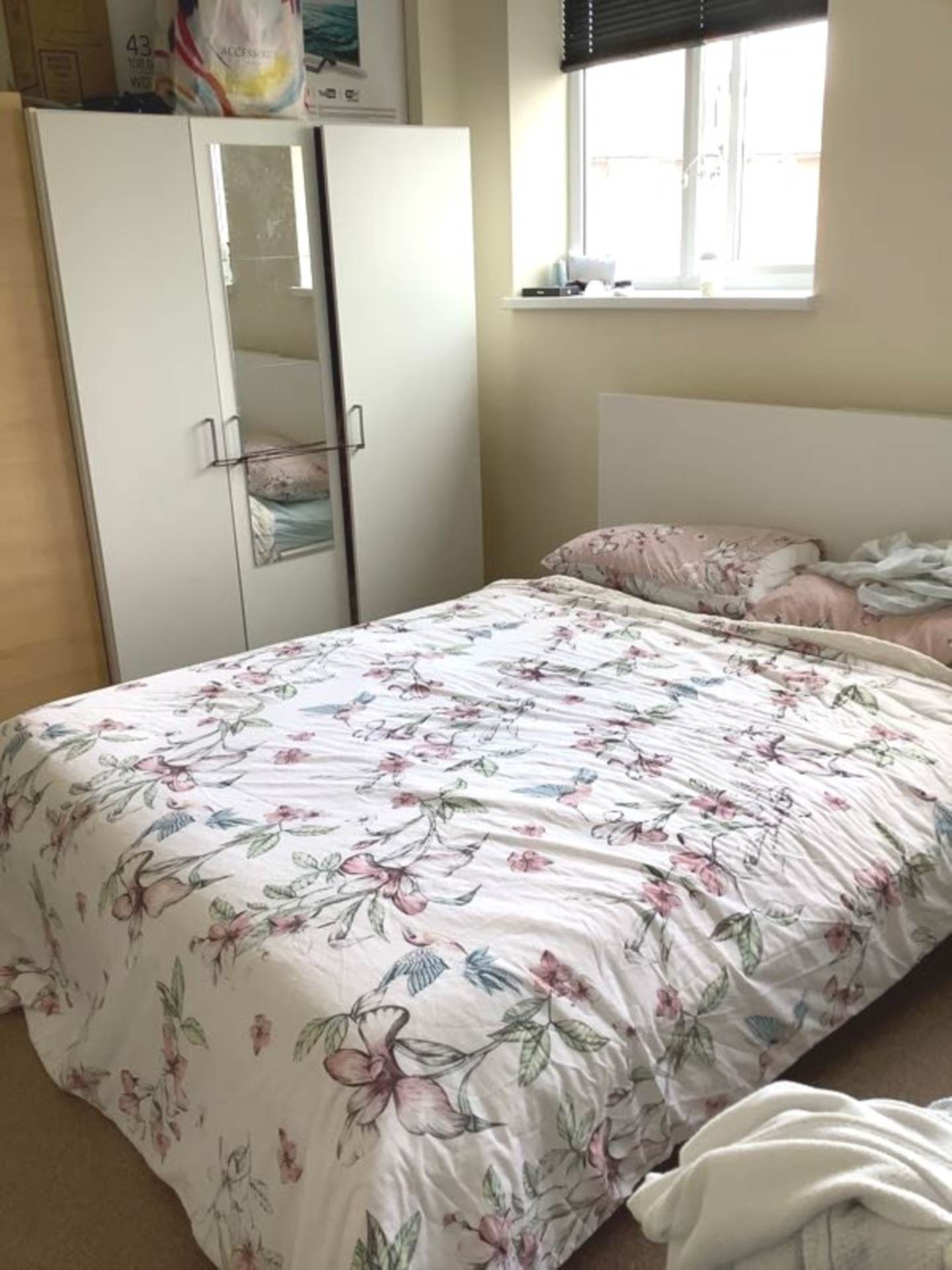 Nicholls Avenue, Uxbridge, Image 4