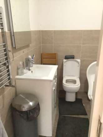 Nicholls Avenue, Uxbridge, Image 6