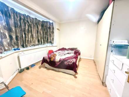 Dorchester Waye, Hayes, Image 2