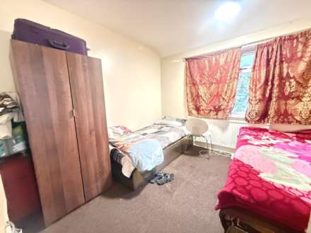 Dorchester Waye, Hayes, Image 5