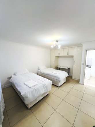 Hitherbroom Road, Hayes, Image 10