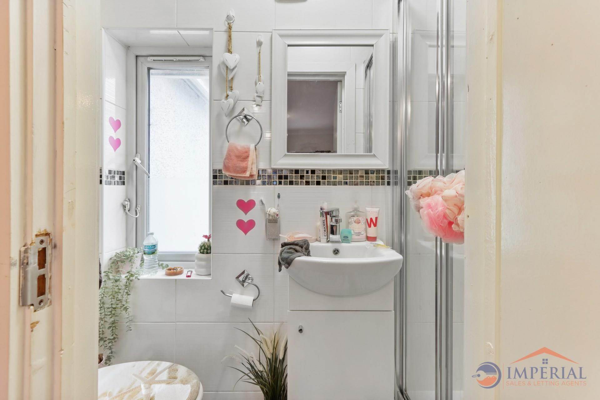 Coldharbour Lane, Hayes, Image 13