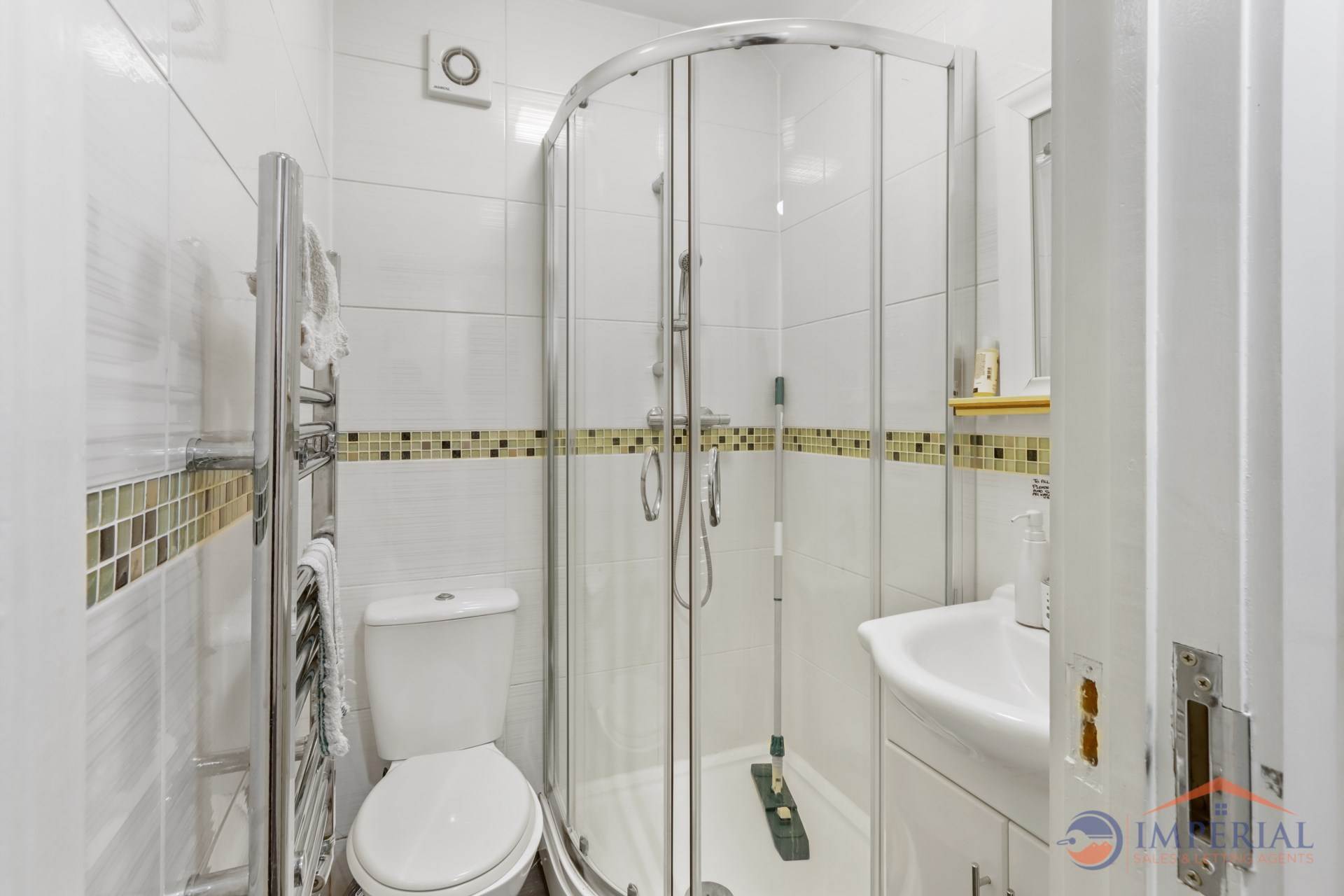 Coldharbour Lane, Hayes, Image 16