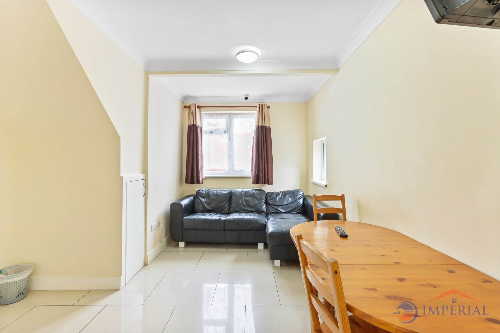 Coldharbour Lane, Hayes, Image 2