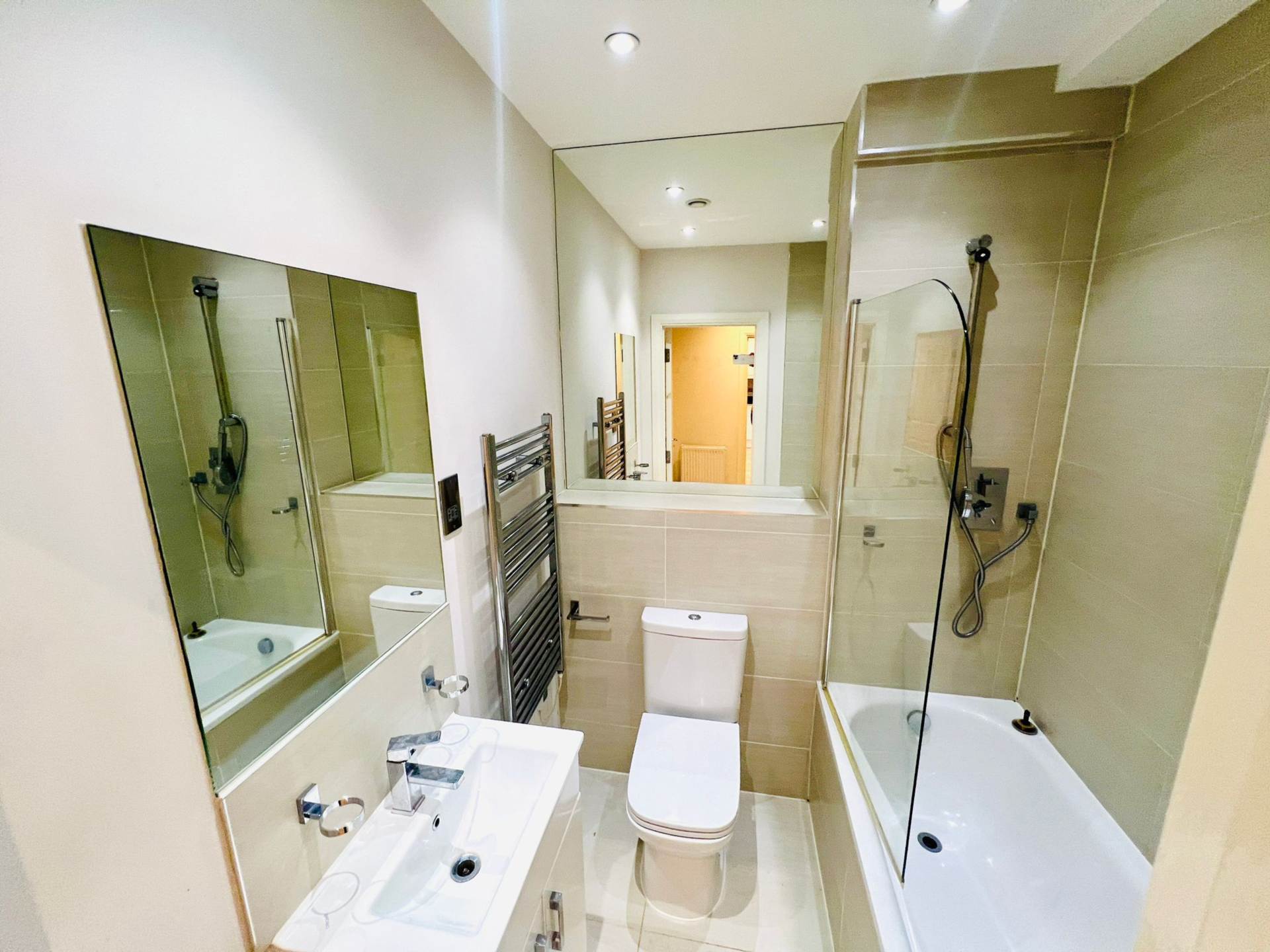 High Street, Camberley, Image 5