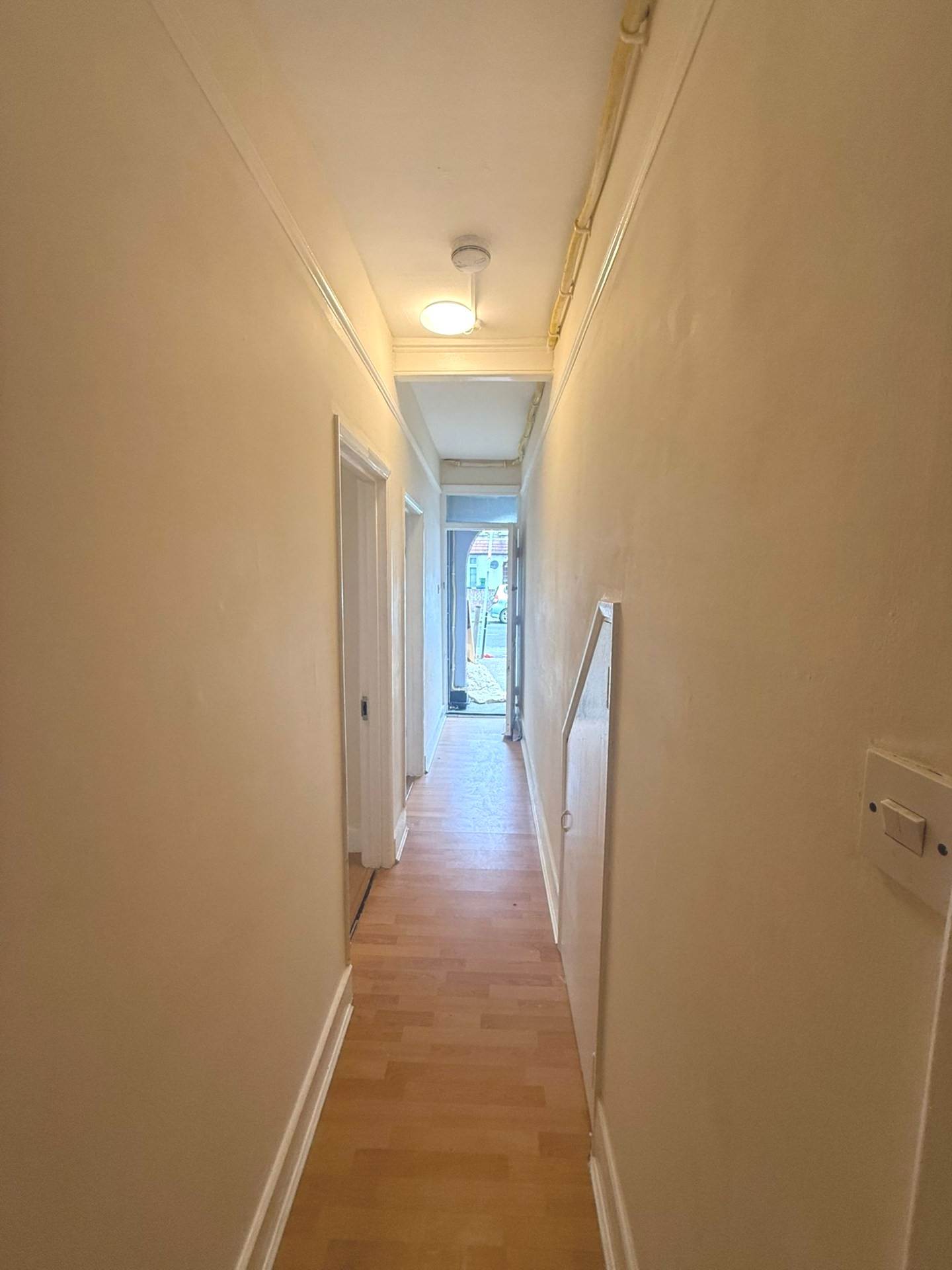 Victoria Road, Southall, Image 5